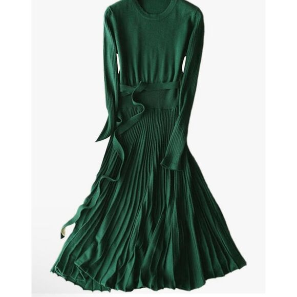FINCATI Dresses & Skirts - NEW Green Cashmere Knit Pullover Maxi Belted Dress L